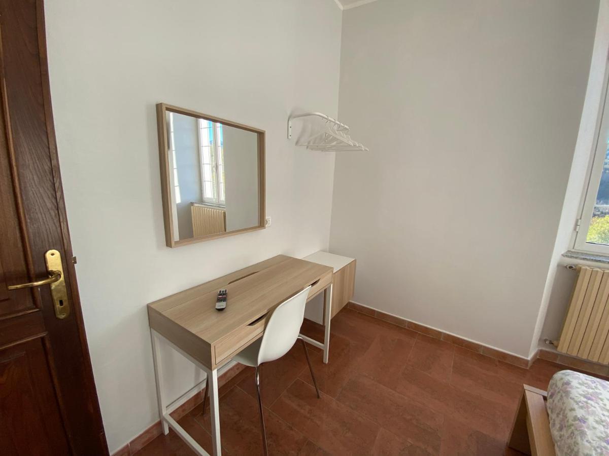 Casa Vacanze Nonna Nella Villafranca in Lunigiana Esterno foto