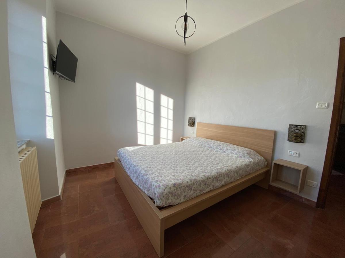 Casa Vacanze Nonna Nella Villafranca in Lunigiana Esterno foto