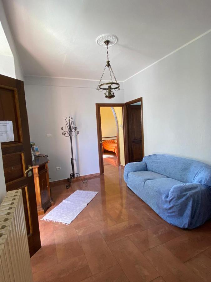 Casa Vacanze Nonna Nella Villafranca in Lunigiana Esterno foto